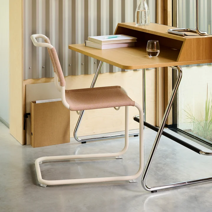 Thonet - S 33 V stoel, parelwit / lotus (stof Rohi Cento)