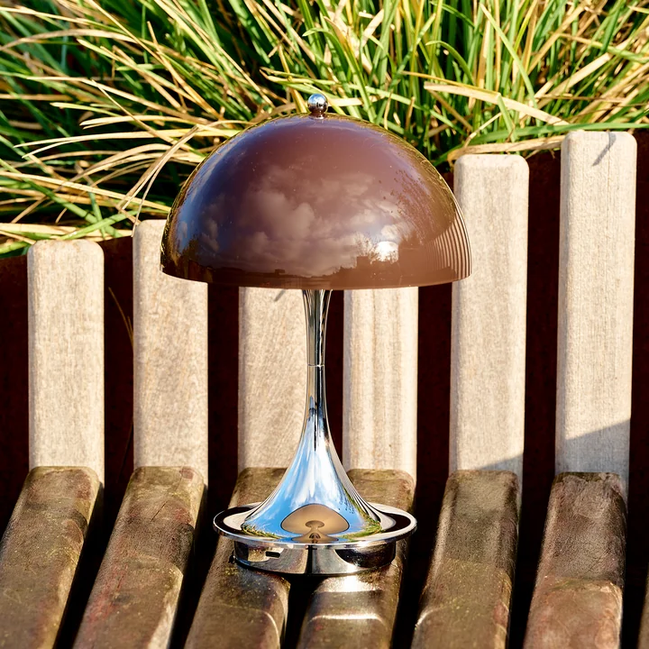 Louis Poulsen - Panthella 160 Draagbare V3 oplaadbare LED tafellamp, chroom / origineel opaalbruin