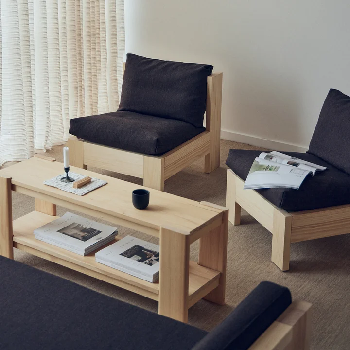 Form & Refine - Icon Loungestoel, mat gelakt grenen