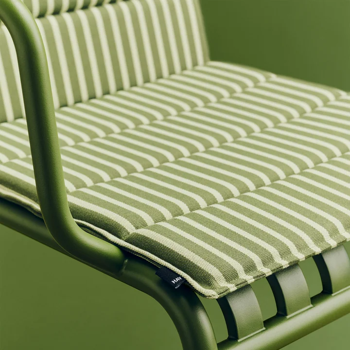 HAY - Terrazza Opvouwbaar zitkussen, dikke strepen, olijfkleurig