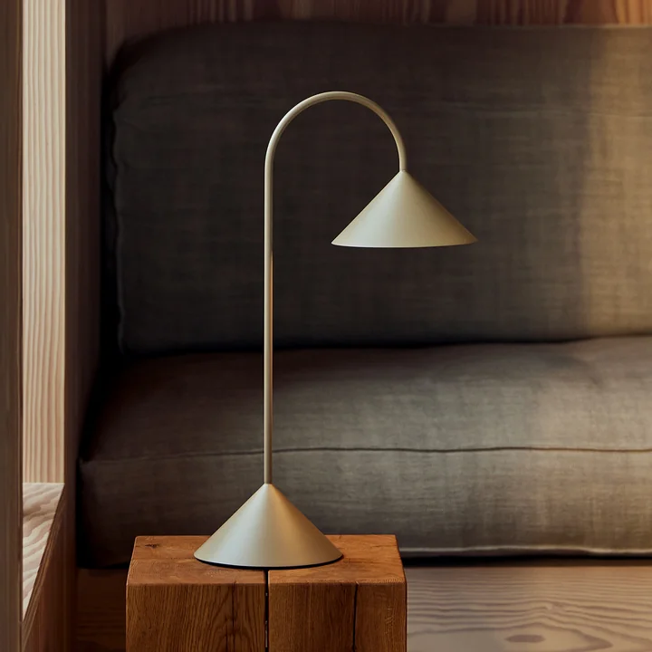 Frandsen - Grasp LED oplaadbare vloerlamp, H 47 cm, zandgrijs