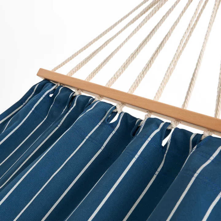 HAY - Outdoor Market Hangmat, blauw met beige strepen
