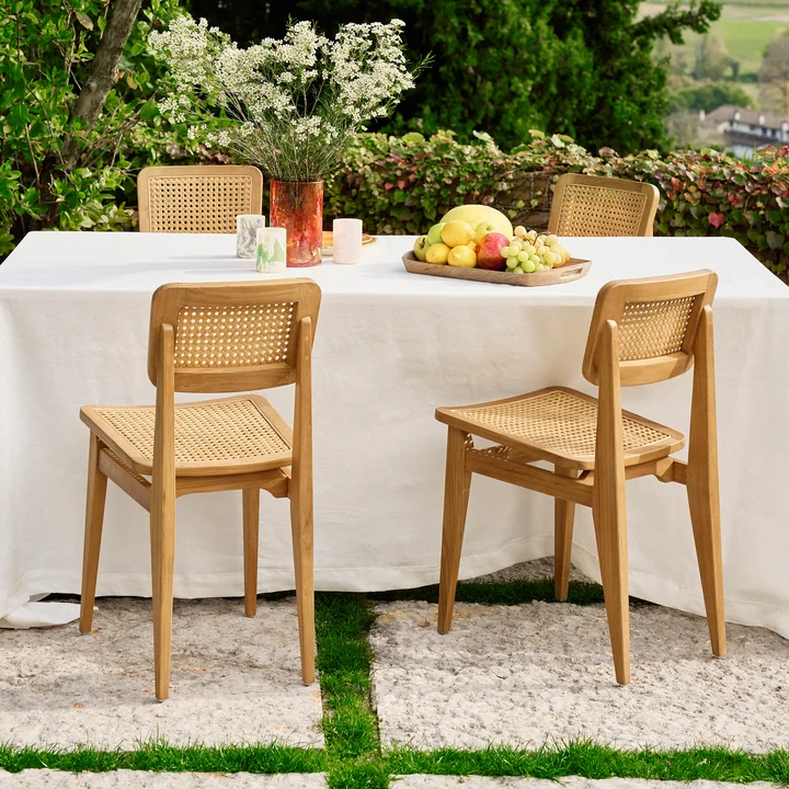 Gubi - C-Chair Outdoor Stoel, Teak / Frans Riet