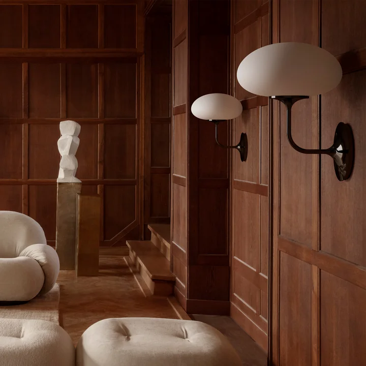 Gubi - Stemlite Wandlamp, zwart chroom / opaal