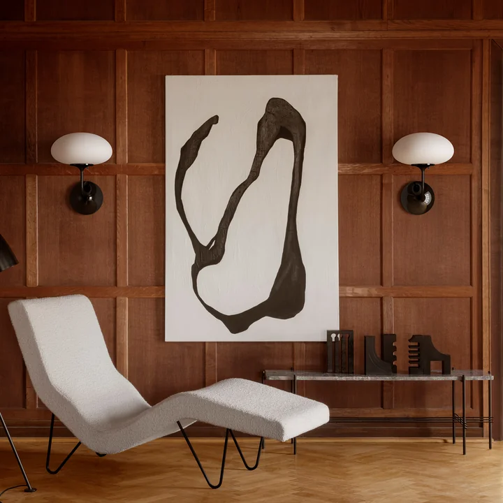 Gubi - Stemlite Wandlamp, zwart chroom / opaal