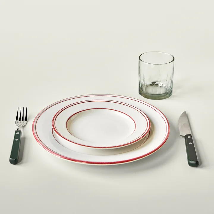 Nicolas Vahé - Bistro bord, rood/wit en Steak steakmes & vorkenset, groen
