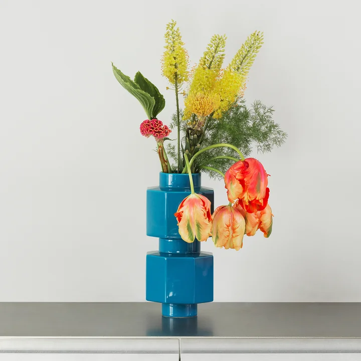 Normann Copenhagen - Deko Object Vaas Zeshoek, petrol blauw