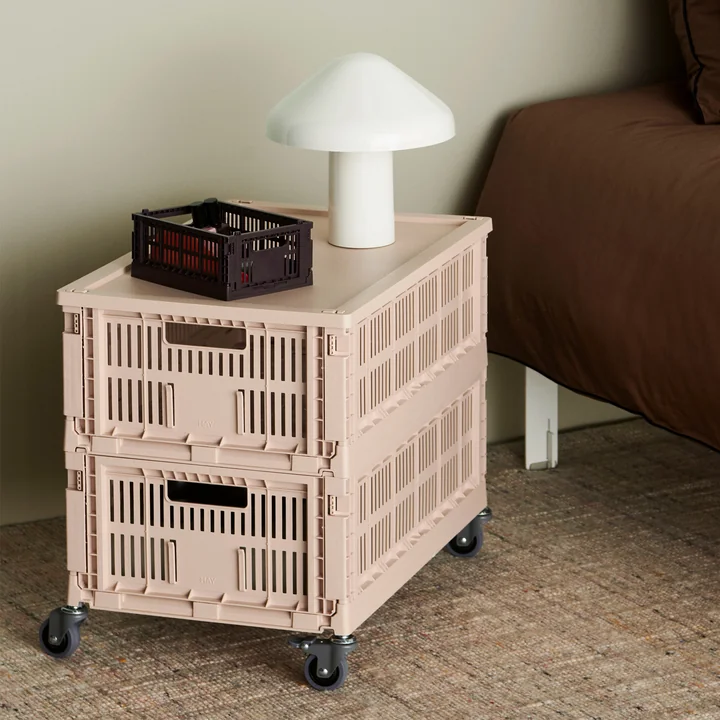 HAY - Bijzettafel op wielen, large, powder, recycled