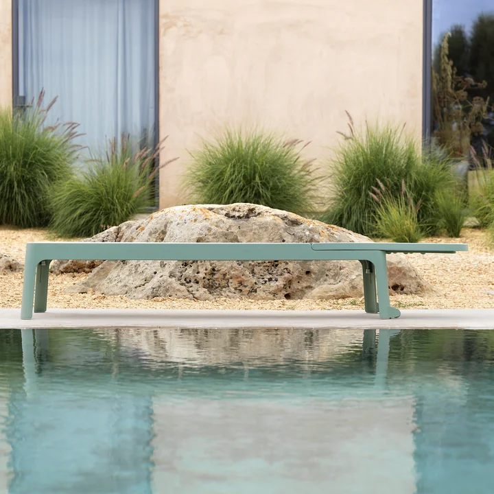 Nardi - Plano Ligstoel voor buiten, munt / amandel