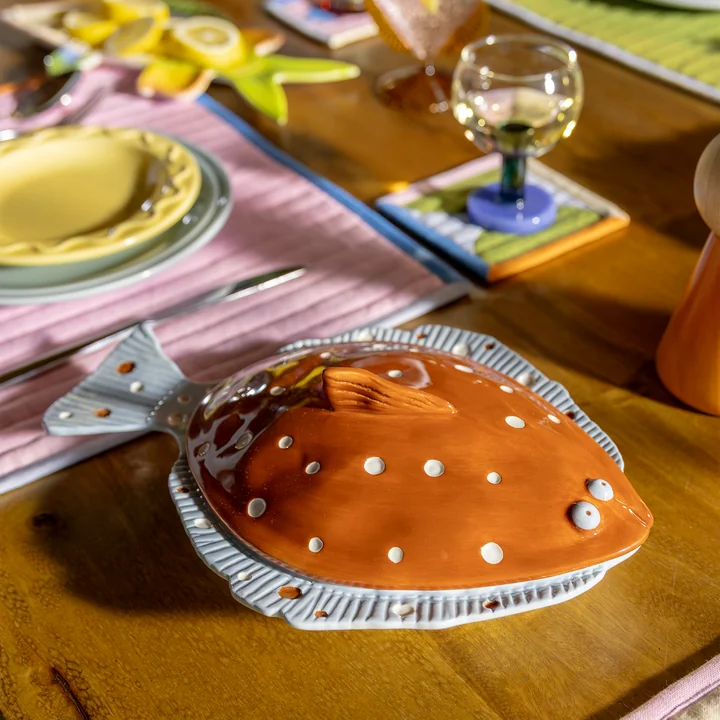 & klevering - Scholterrine, 29,5 x 21 cm, bruin