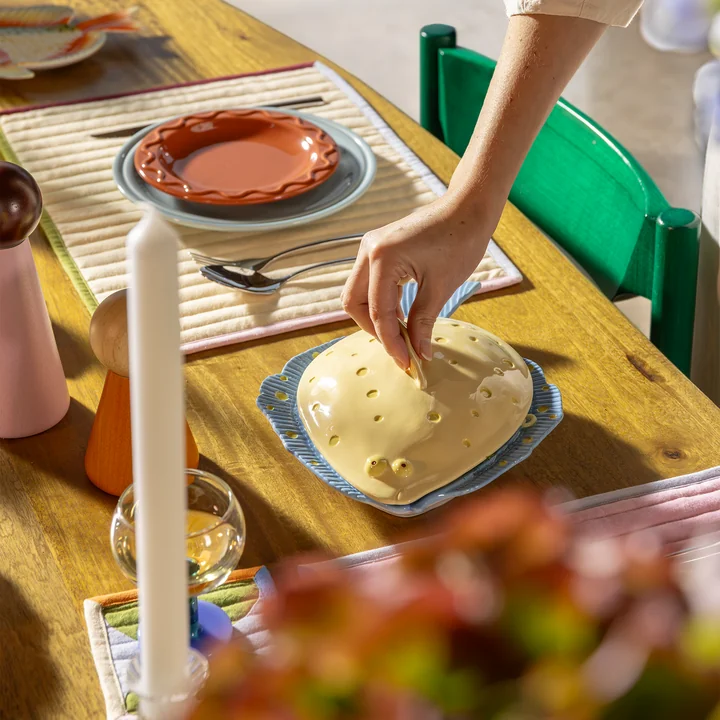 & klevering - Scholterrine, 29,5 x 21 cm, geel