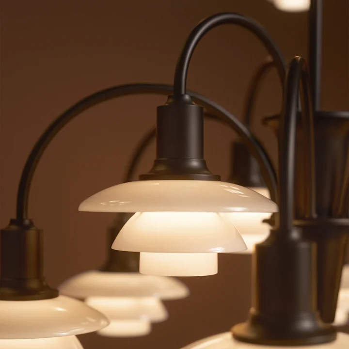 Louis Poulsen - PH 1/1 Kroonluchter Centenary Editie, aged brass / dusty terracotta (9-armig)