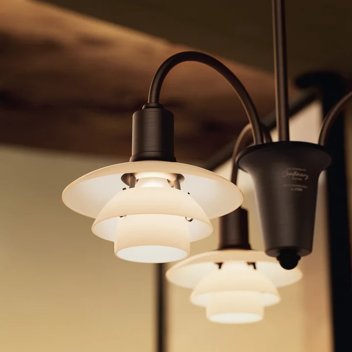 Louis Poulsen - PH 1/1 Kroonluchter Centenary Editie, aged brass / dusty terracotta (3-armig)