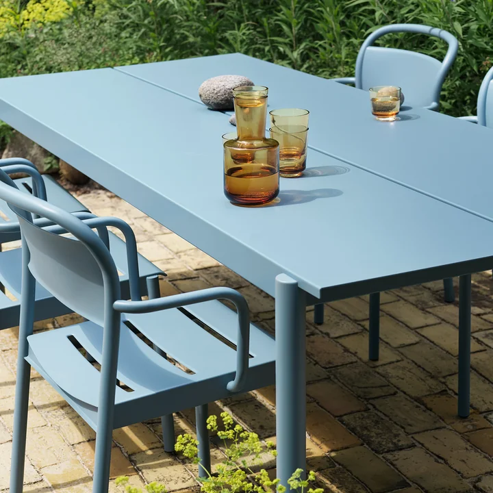Muuto - Lineair stalen tafel buiten, 200 cm, lichtblauw