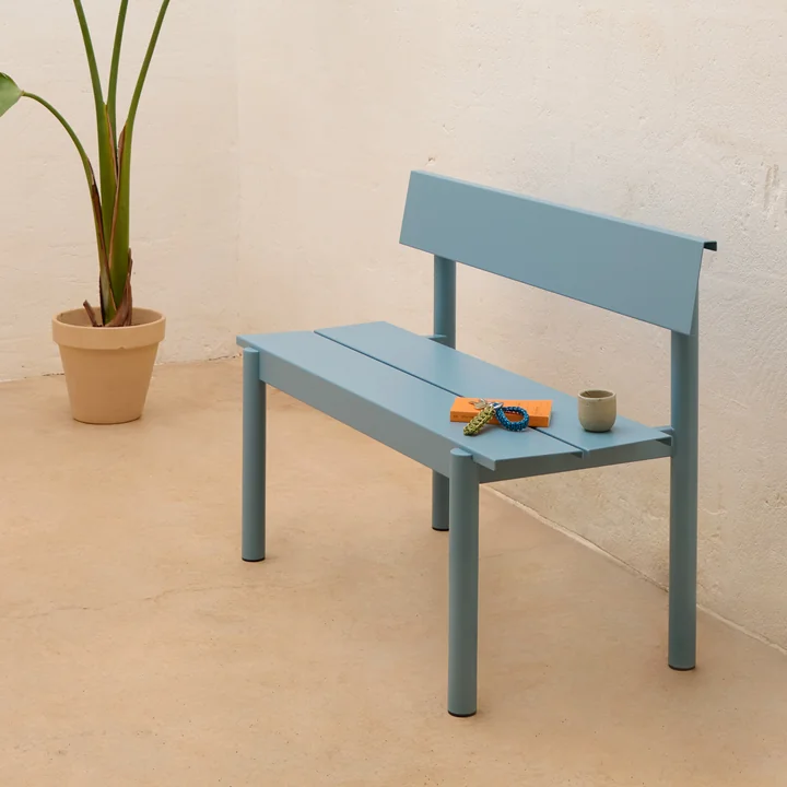 Muuto - Linear Steel Bank met rugleuning, 110 cm, lichtblauw