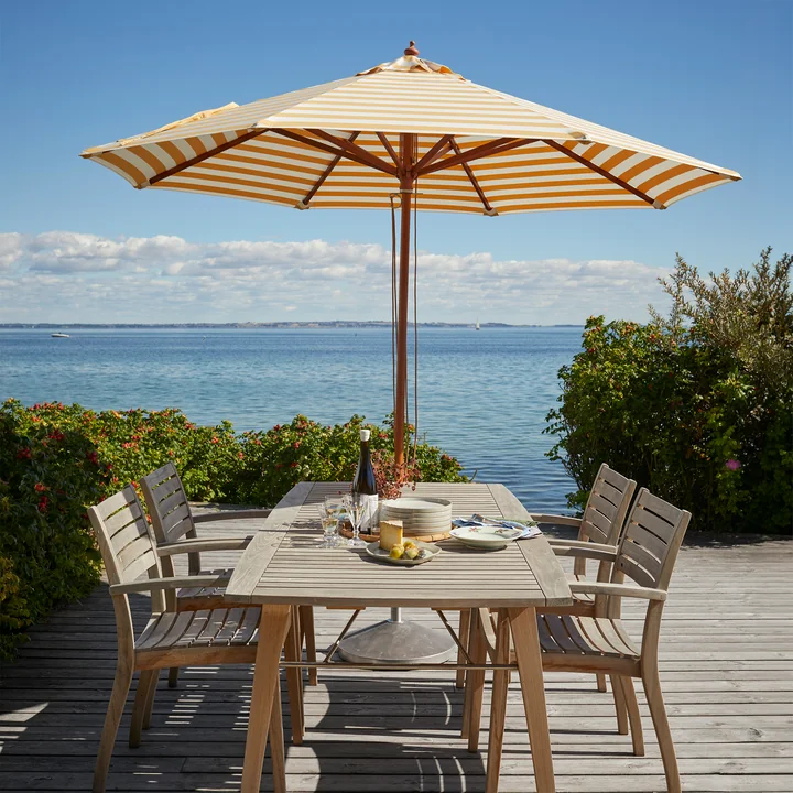 Fritz Hansen - Skagerak Messina parasol Ø 270 cm, goudgeel gestreept