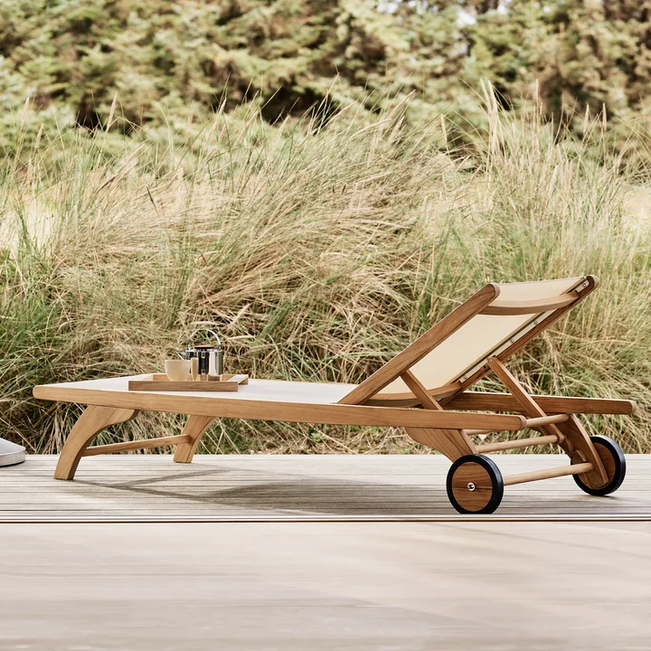 Fritz Hansen - Skagerak Columbus Sun Bed, teak / wit