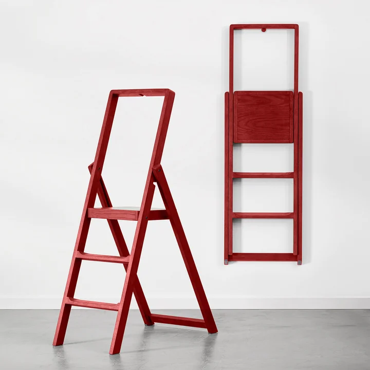 Design House Stockholm - Step Vouwladder, gebeitst eiken, rood