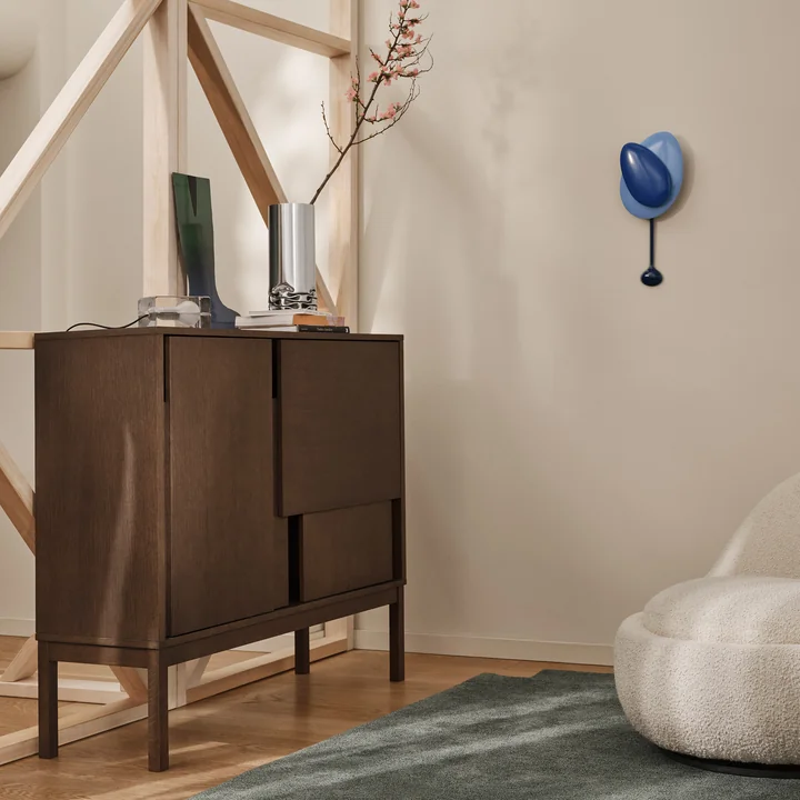 Design House Stockholm - Layer dressoir met poten, donker eiken