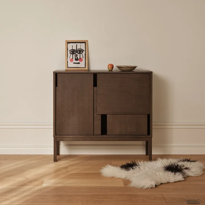 Design House Stockholm - Layer dressoir met poten, donker eiken