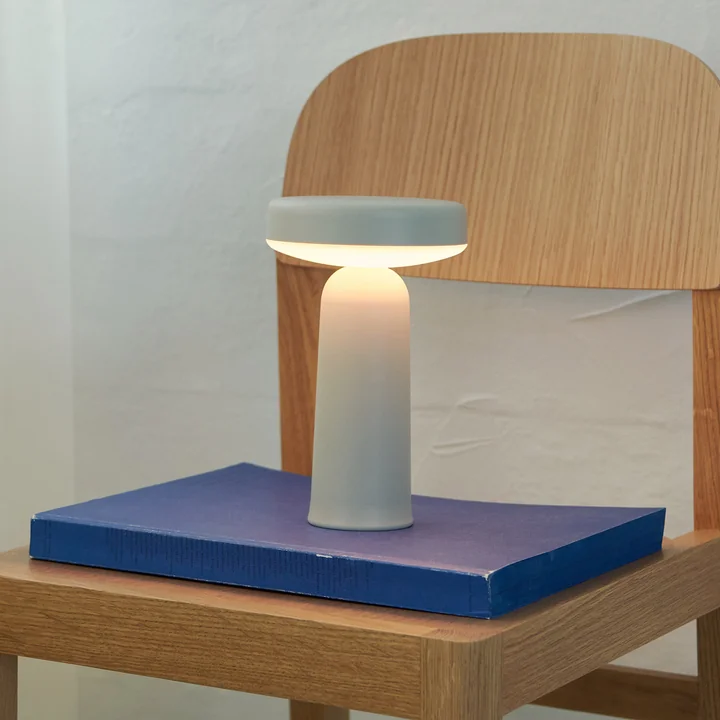 Muuto - Ease Portable LED Outdoor Batterij lamp, grijs