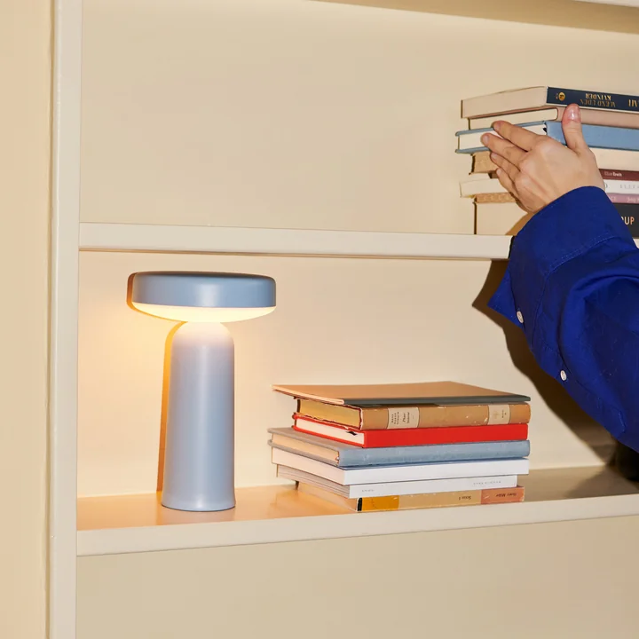 Muuto - Ease Portable LED Outdoor Batterijlamp, lichtblauw