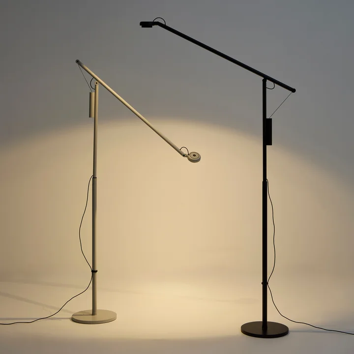 HAY - Fifty-Fifty -vloerlamp, ash grey en soft black