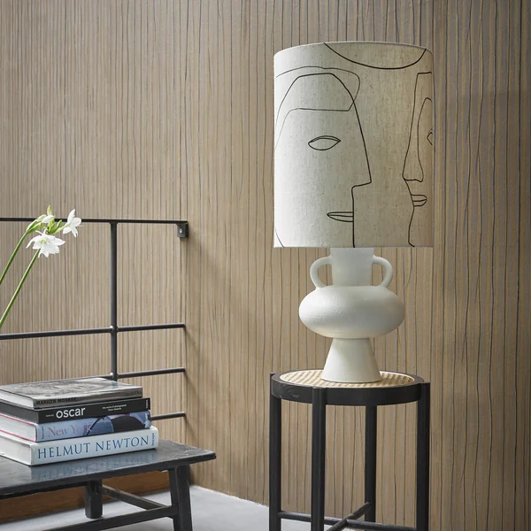 Steengoed tafellampvoet met handvatten en kap van HKliving